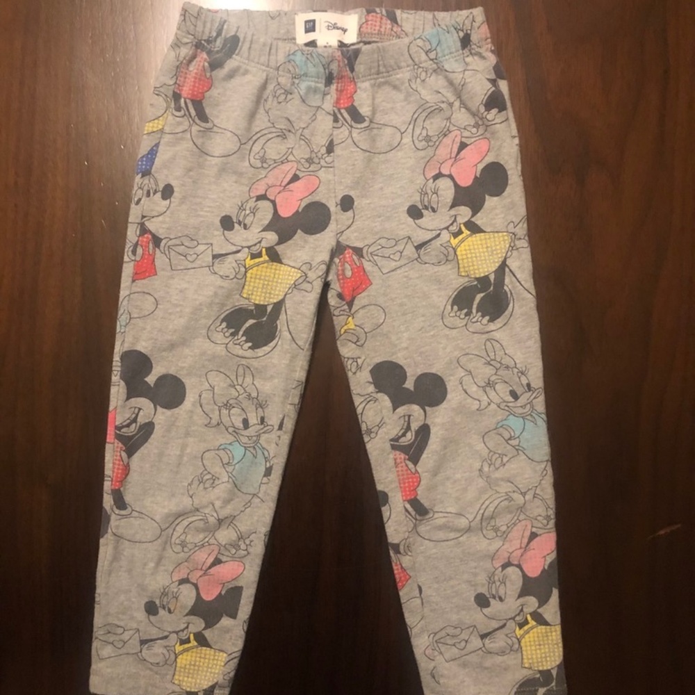 Gap | Disney | Sz S(6-7) cropped leggings